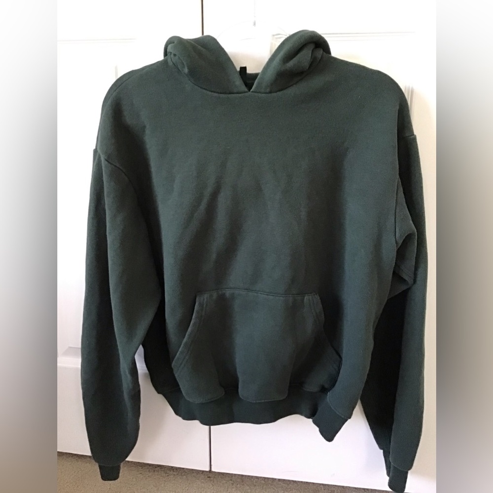 SKIMS Cotton Fleece Classic Hoodie | Spruce - Picture 8 of 12